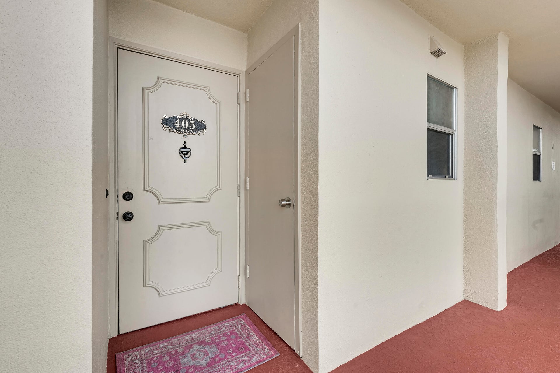 Unit 405 photo 19