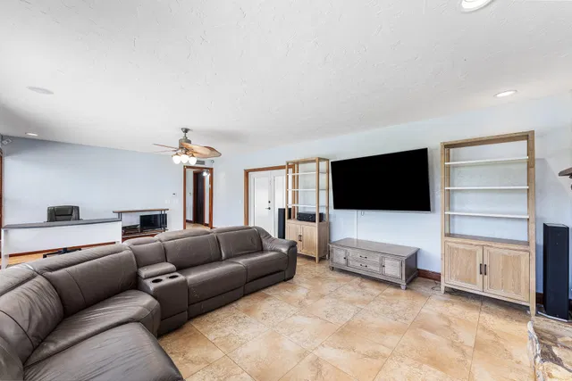 Residence photo 15