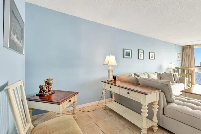  Unit 503 photo 13