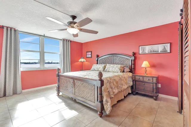  Unit 503 photo 20
