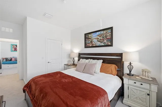 Unit 1279 photo 17
