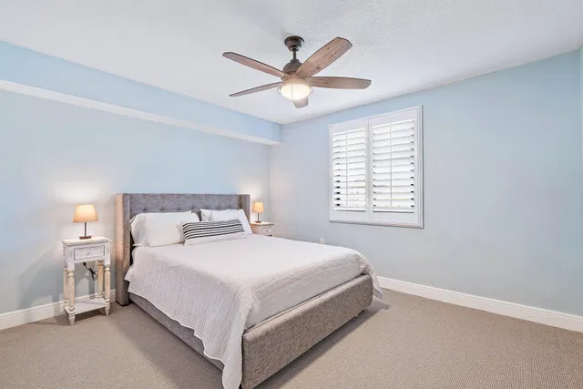 Unit 406 photo 15