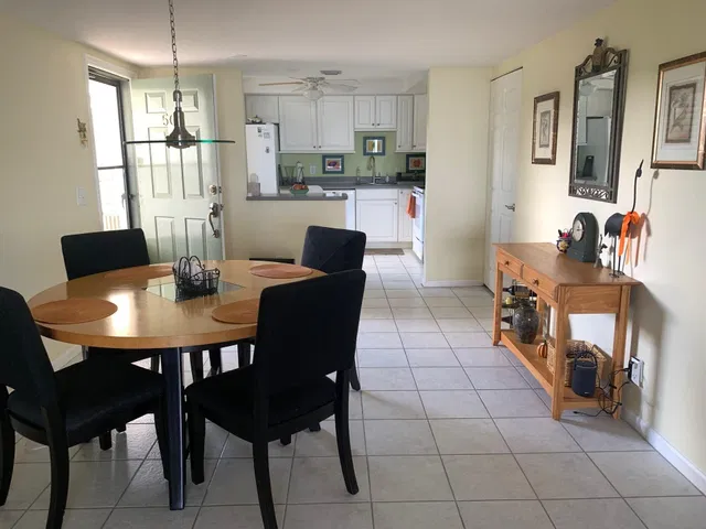 Unit 502 photo 6