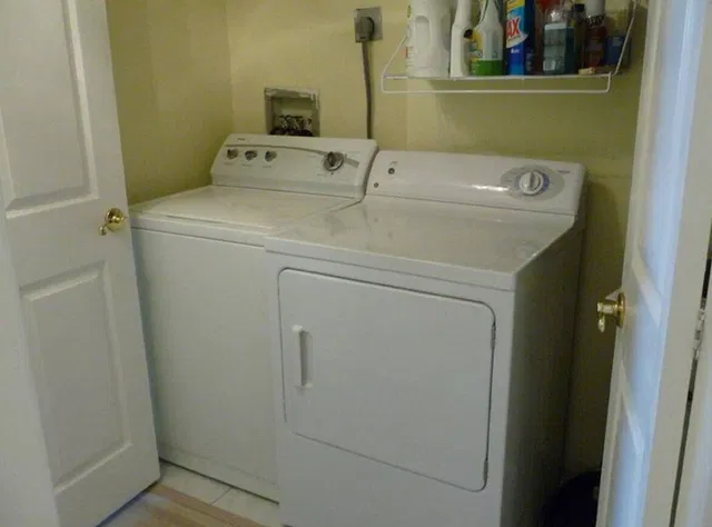 Unit 502 photo 17