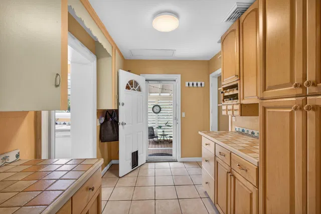 West Palm Beach Residence photo 15