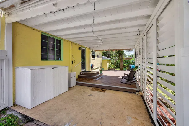West Palm Beach Residence photo 35
