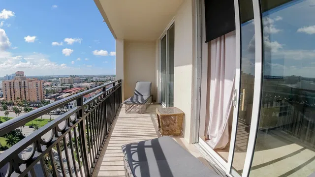 CityPlace South Tower Unit 1721 photo 6