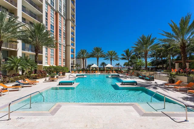 CityPlace South Tower Unit 1721 photo 8