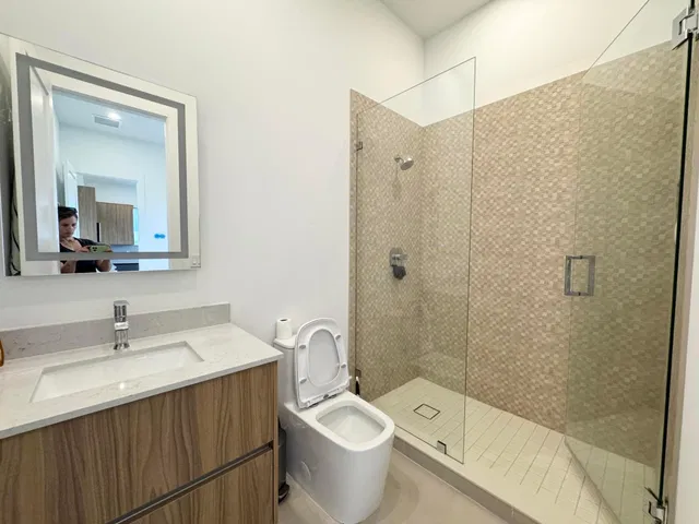 Residence photo 17