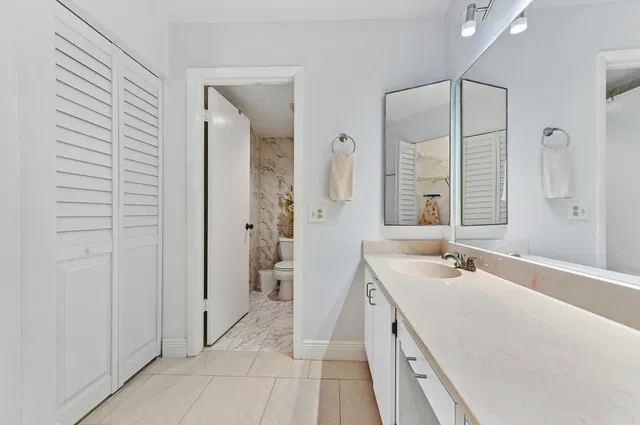 Boca Lago Country Club Homes Unit C photo 9