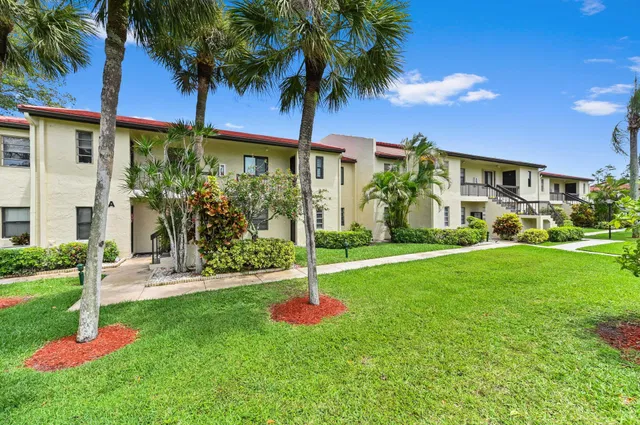 Boca Lago Country Club Homes Unit C photo 24