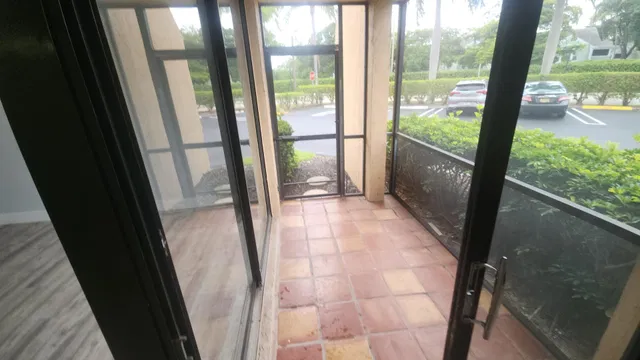  Unit 4111 photo 8