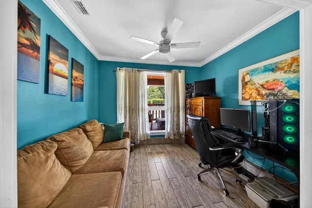 Residence photo 24