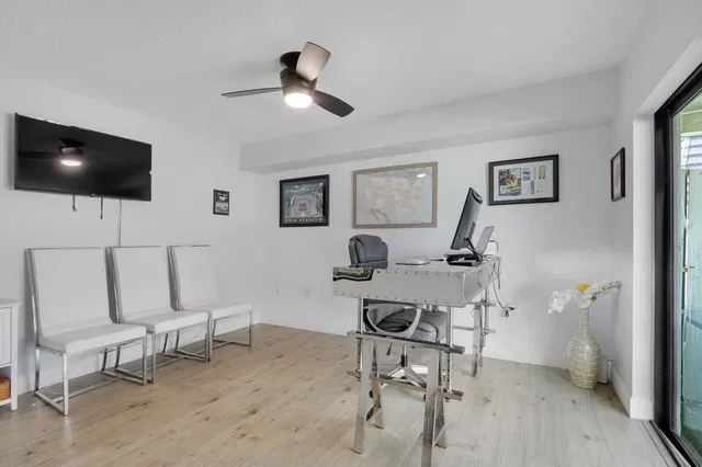  Residence photo 10