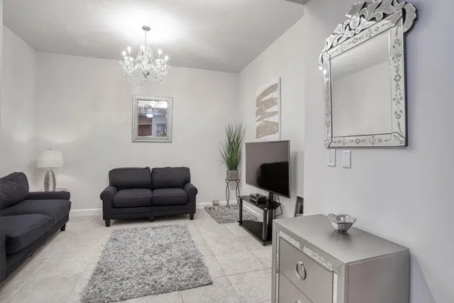 One City Plaza Unit 707 photo 10