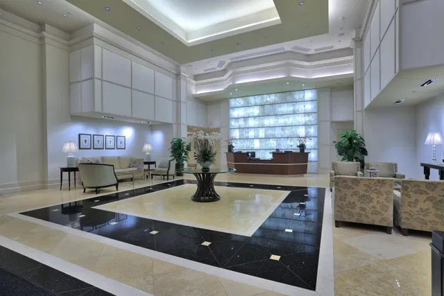 One City Plaza Unit 707 photo 27