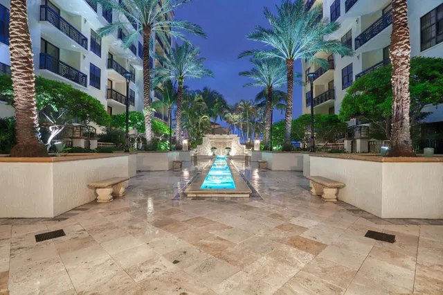 One City Plaza Unit 707 photo 33