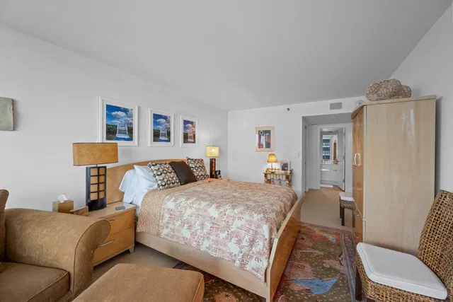 The Enclave Unit 305s photo 17