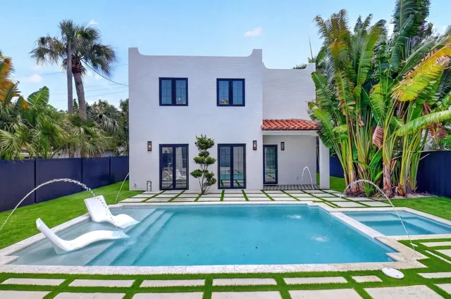 SoSo West Palm Beach Residence photo 6