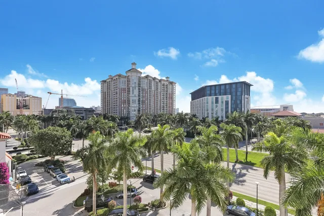The Tower Condominium at Cityplace Unit 509 photo 11