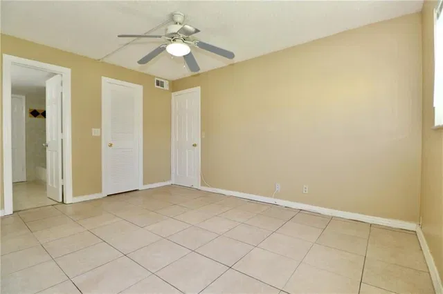 Unit 408 photo 17