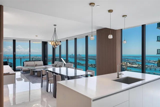 Aria Reserve Miami 5407