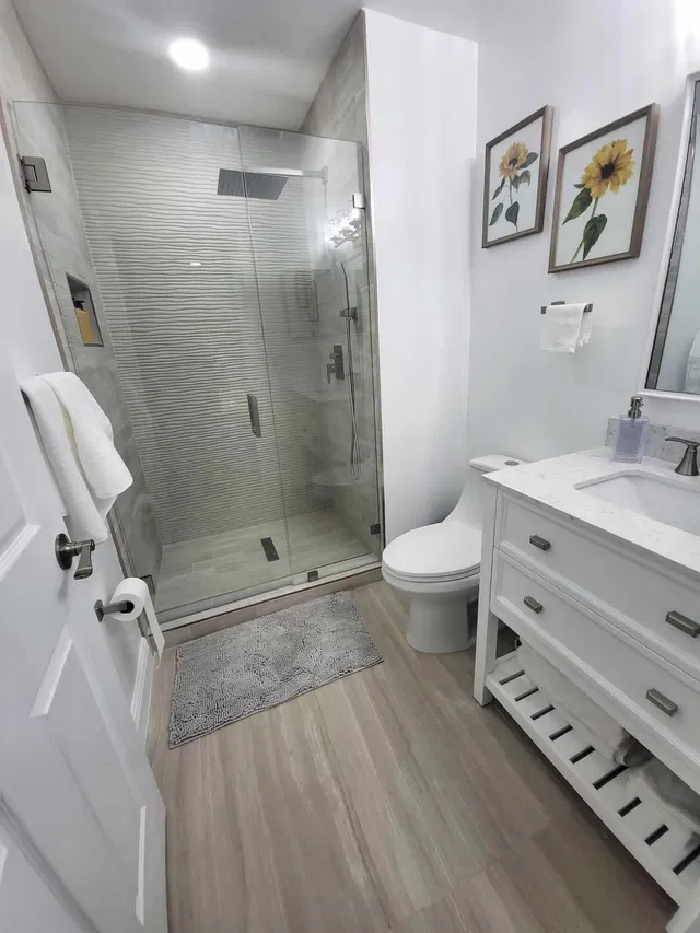 Unit 13838 photo 5
