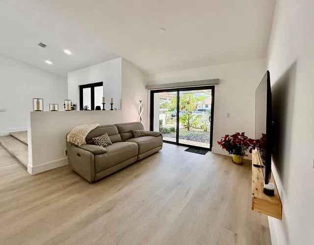 Residence photo 8