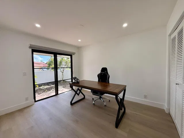 Residence photo 14
