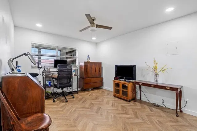 Residence photo 13