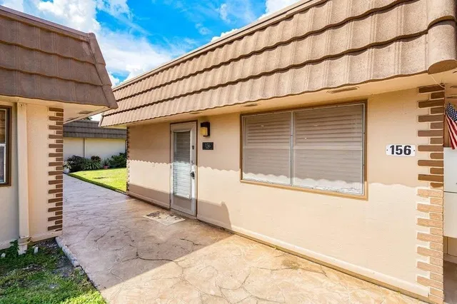 Residence photo 18