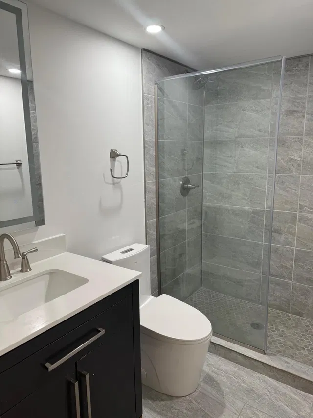 Unit 102 photo 20