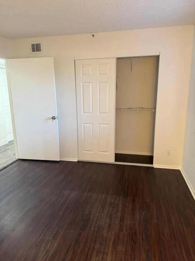 Unit 102 photo 23