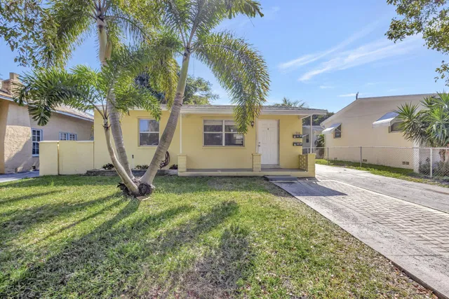 West Palm Beach Residence photo 2