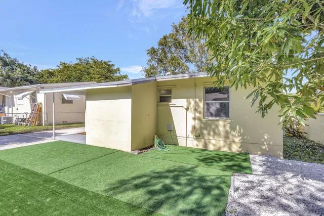 West Palm Beach Residence photo 9