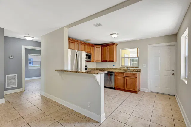 West Palm Beach Residence photo 15