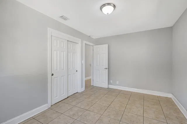West Palm Beach Residence photo 20