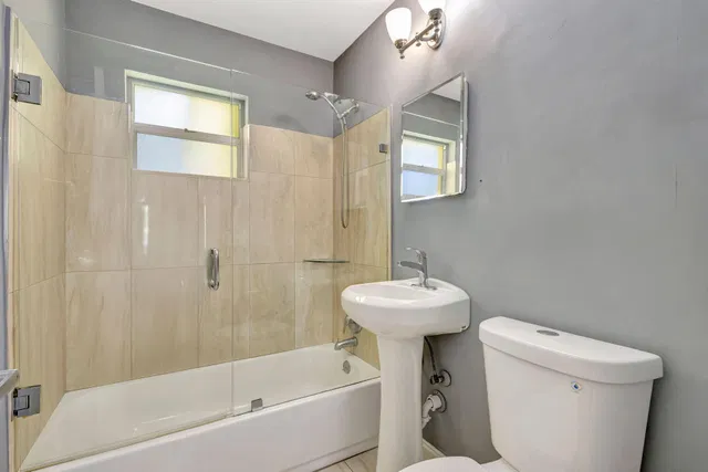 West Palm Beach Residence photo 24