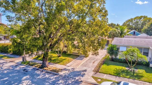 West Palm Beach Residence photo 31