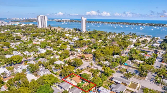 West Palm Beach Residence photo 36