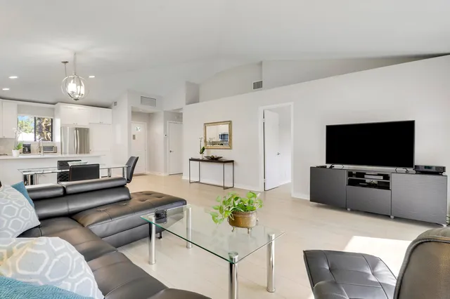 PGA National Palm Beach Gardens Residence photo 3