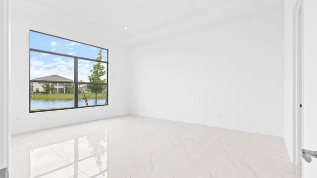 Residence photo 14