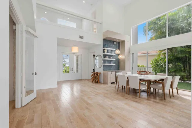 Woodfield Country Club Residence photo 24