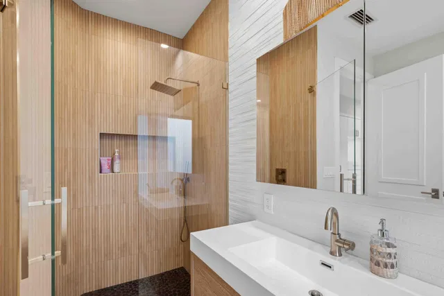 Woodfield Country Club Residence photo 41