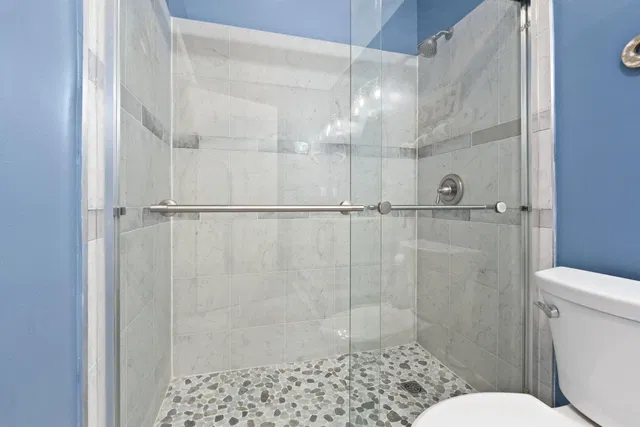  Unit B photo 25