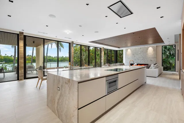 Hypoluxo Island Residence photo 9