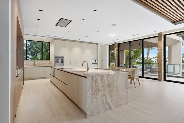 Hypoluxo Island Residence photo 10