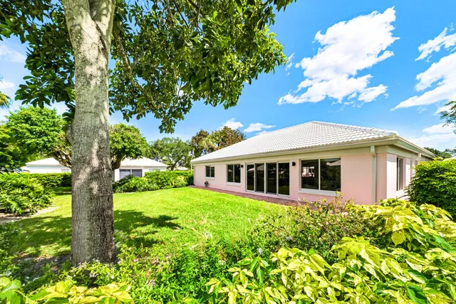 Residence photo 36