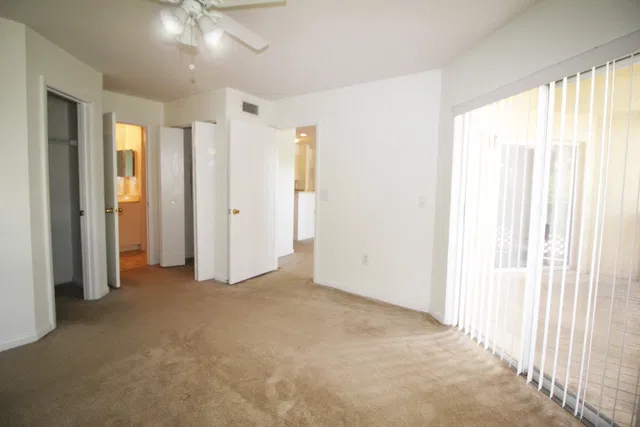 Unit 1315 photo 5