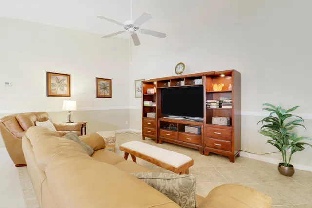 Residence photo 9